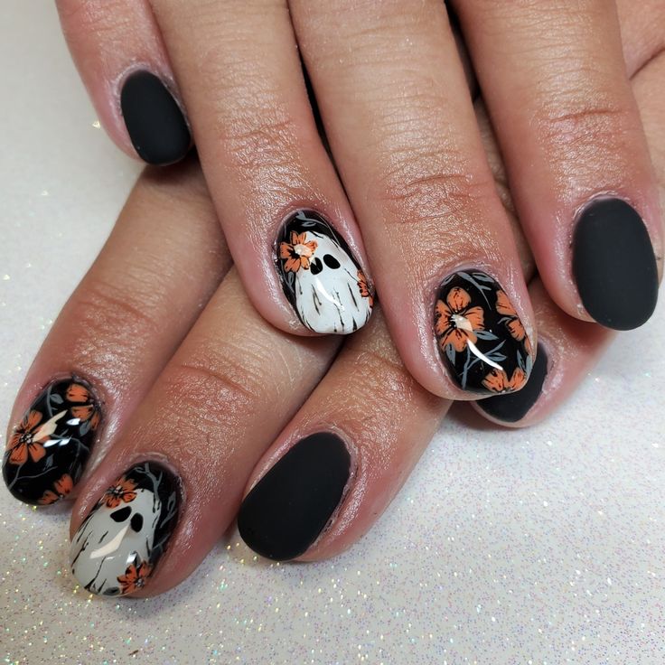 @nails.by.jayme Halloween Nails Classy, Carey Nails, Nails With Leaves, Judy Nails, Ink Nails, Ghost Nails, Mom Time, Halloween Floral, Fall Gel Nails