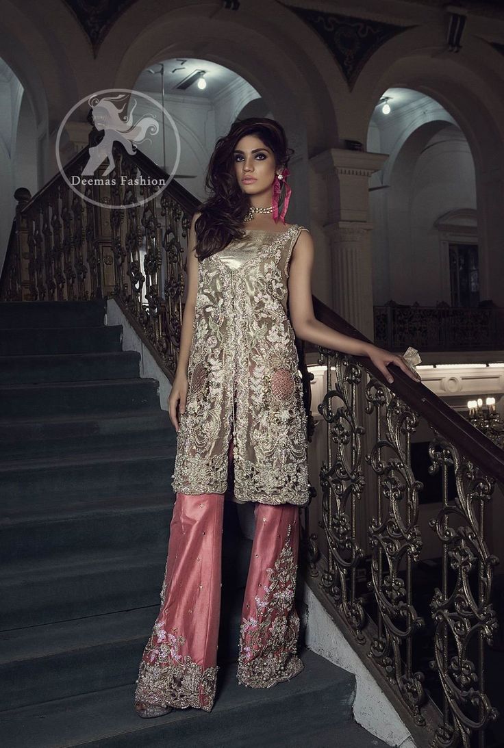 Front Open Gown, Republic Womenswear, Organza Gown, Desi Wedding Dresses, Organza Gowns, Pakistani Couture, Pakistani Wedding Outfits, Indian Gowns Dresses, Embroidered Organza