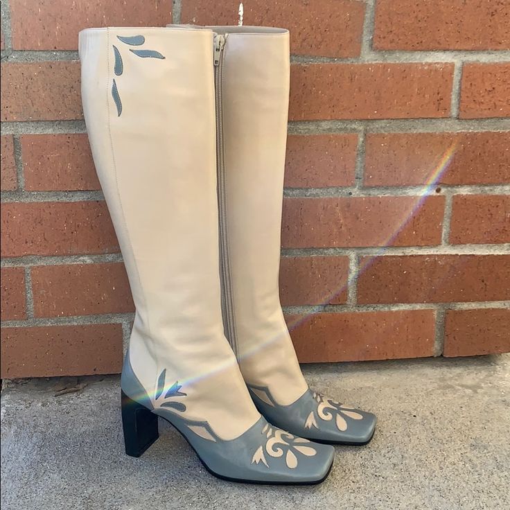 Size 5 New Cidivini Boots. Made In Italy. 60s Boots, 70s Boots, Cut Out Boots, Steve Madden Black Heels, Heeled Lace Up Boots, Italian Leather Boots, Jeffrey Campbell Boots, Tory Burch Boots, Leather Cowgirl Boots