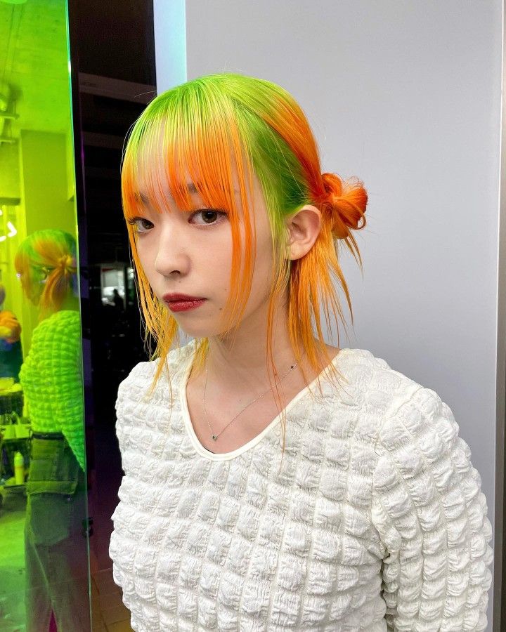 Neon Green And Orange Hair, Orange And Green Hair Color, Color Block Vivid Hair, Ginger And Green Hair, Orange Green Hair, Orange And Green Hair, Yellow Green Hair, Color In Hair, Anna Hair