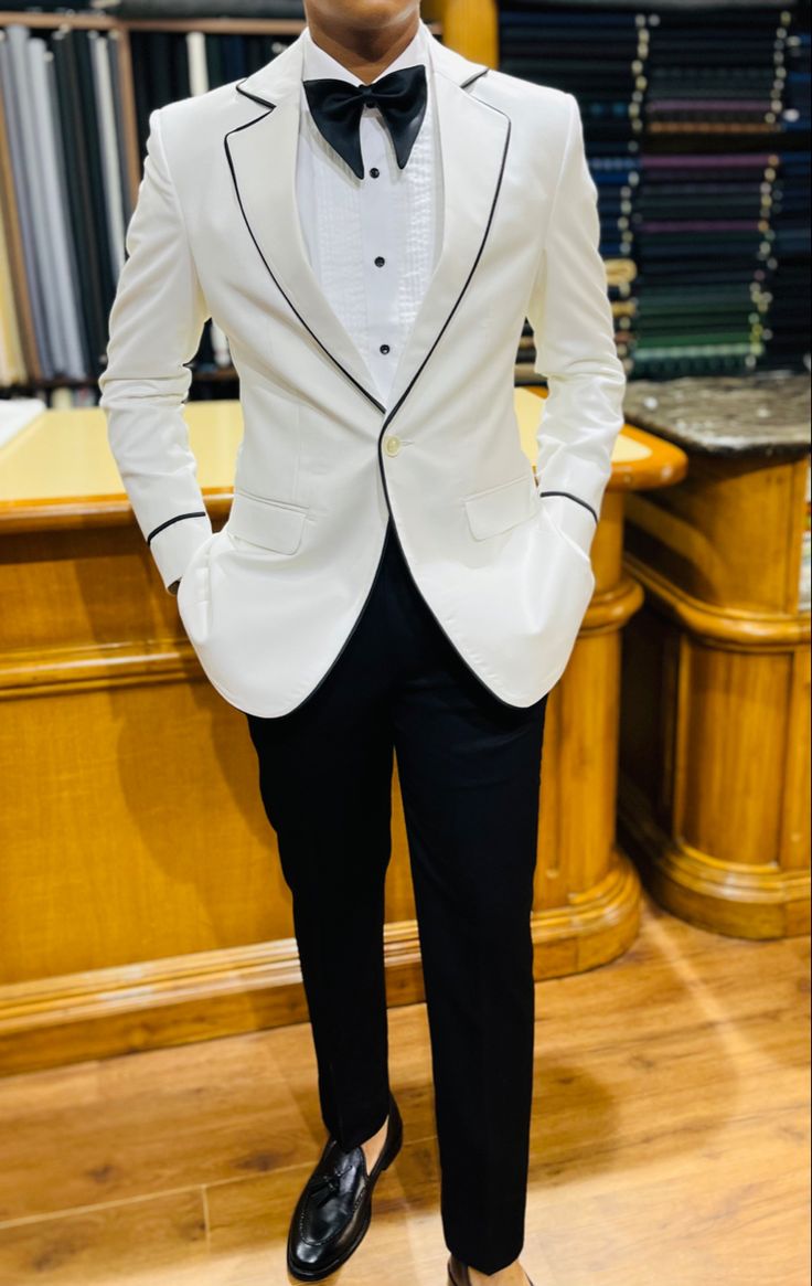 Best Suit Colors For Men, Barong Suit, White Tuxedo Men, Men's Tuxedo Styles, Best Wedding Suits For Men, Tuxedo Styles, Mens Casual Wedding Attire, Mens Tuxedo, Best Wedding Suits