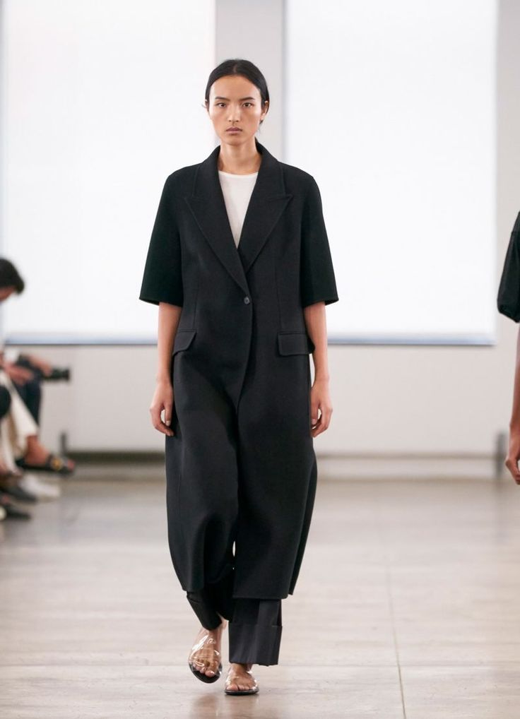 Fashion Week Spring 2020, Vogue Germany, Fashion Show Collection, Fashion 2020, Vogue Paris, Fashion Week Spring, New York Fashion Week, New York Fashion, Minimalist Fashion