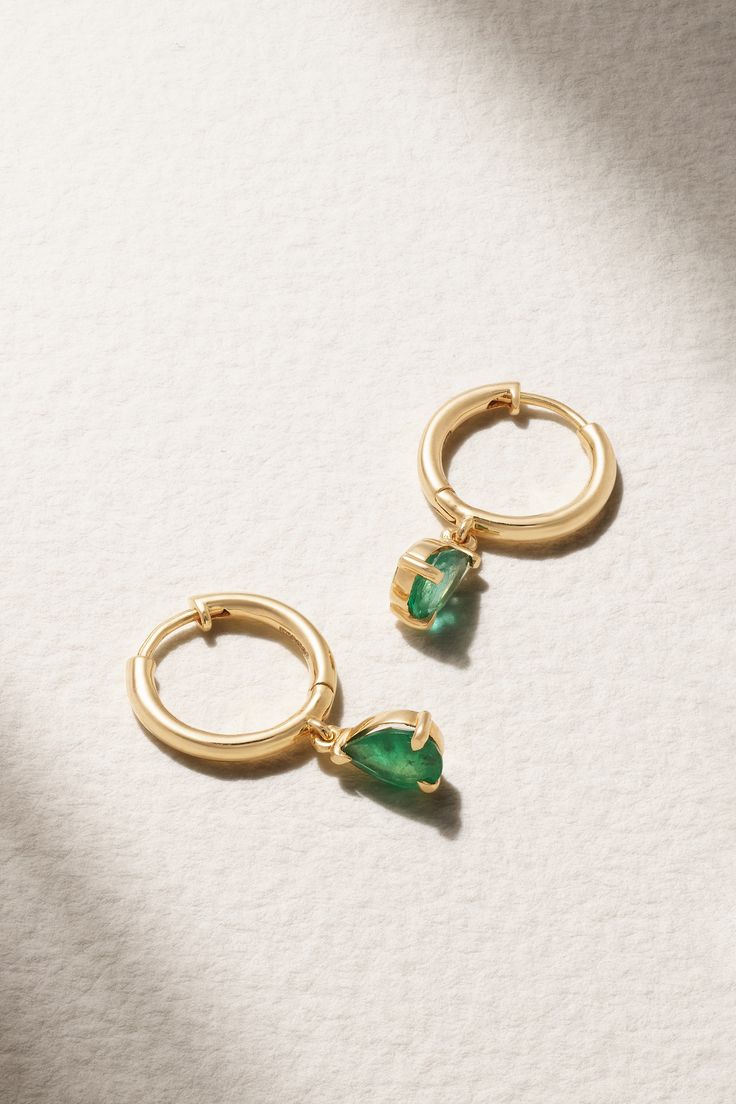 House of Meraki's 18-karat gold hoop earrings are strung with Gemfields Zambian emeralds charms that'll capture any gaze. Love them? Explore our Fine Jewelry edit that showcases Gargi Rathi's love for the stone across an array of pieces. Gold Minimalist Jewelry, Earrings In Gold, Magpie, Fine Jewellery Earrings, Gold Hoop, Gold Hoop Earrings, Minimalist Jewelry, Fashion Bracelets, Fashion Watches