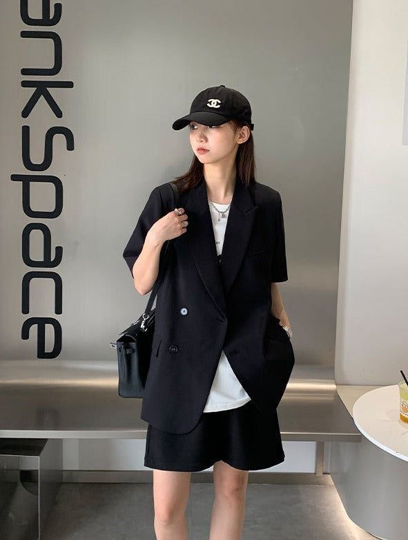 Size (CM) Dress Length Chest Sleeve S 67 106 27.5 M 68 110 28 L 69 114 28.5 Model is 158cm 45kg wears size S Classic Summer Office Wear Blazer, Summer Business Outerwear With Lapel Collar, Lapel Collar Summer Outerwear For Business, Casual Notch Lapel Blazer For Office, Spring Black Single Breasted Suits, Classic Fitted Short Sleeve Blazer, Single Button Summer Outerwear With Suit Collar, Summer Business Outerwear With Suit Collar, Single Button Outerwear With Suit Collar For Summer