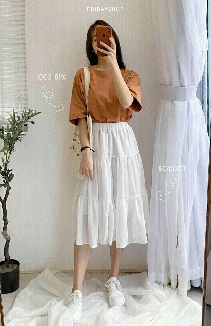 Flowy Modest Outfits, Dressed Up Sneaker Outfit, Casual Modest Outfits Aesthetic, Modest Chic Outfits Summer, Church Girl Aesthetic Outfit, Modesty Outfits Summer, Summer Outfits For Church, Korean Modest Fashion Outfit, Summer Modest Outfits Casual