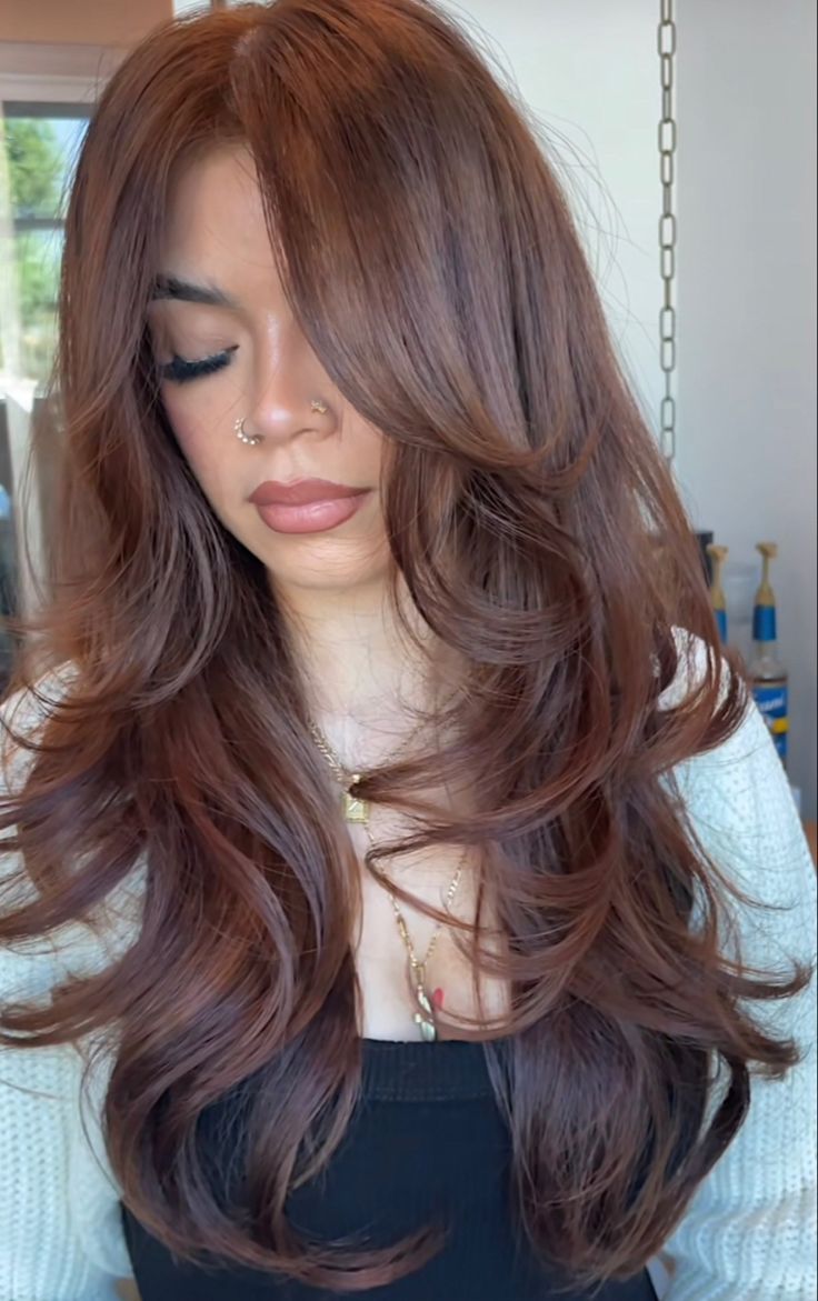 Pretty Hair Colors For Tan Skin, Dark Brown Hair Warm Red Undertones, Havana Brown Hair Color, Hair Color Ideas For Caramel Skin Tone, Hair For Brown Skin Tone, Tan Girl Hair Color Ideas, Auburn Hair On Tan Skin, South Asian Hair Color, Best Hair Colors For Olive Skin