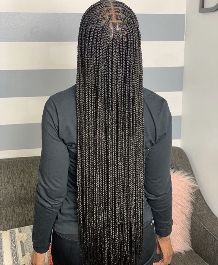 Small Peak A Boo Knotless Braids, Medium Box Braids Long Black Women, Long Straight Box Braids, Knotless Box Braids Straight Ends, Medium Waist Length Box Braids, Black Small Box Braids, Knowles’s Box Braids, Box Braids With Straight Ends, Box Braids Straight Ends