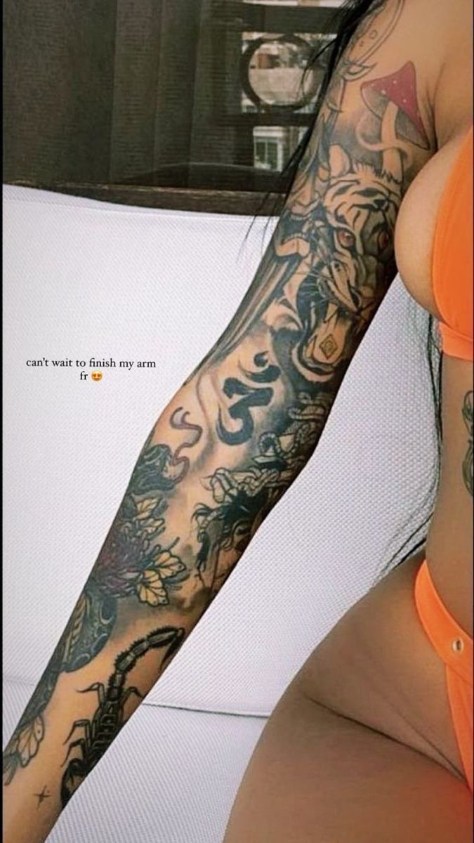 Arm Sleeve Tattoos For Women, Tattoos Infinity, Hand Tattoos For Girls, Black Girls With Tattoos, Tattoos Geometric, Pretty Tattoos For Women, Tattoos For Black Skin, Dope Tattoos For Women, Stylist Tattoos