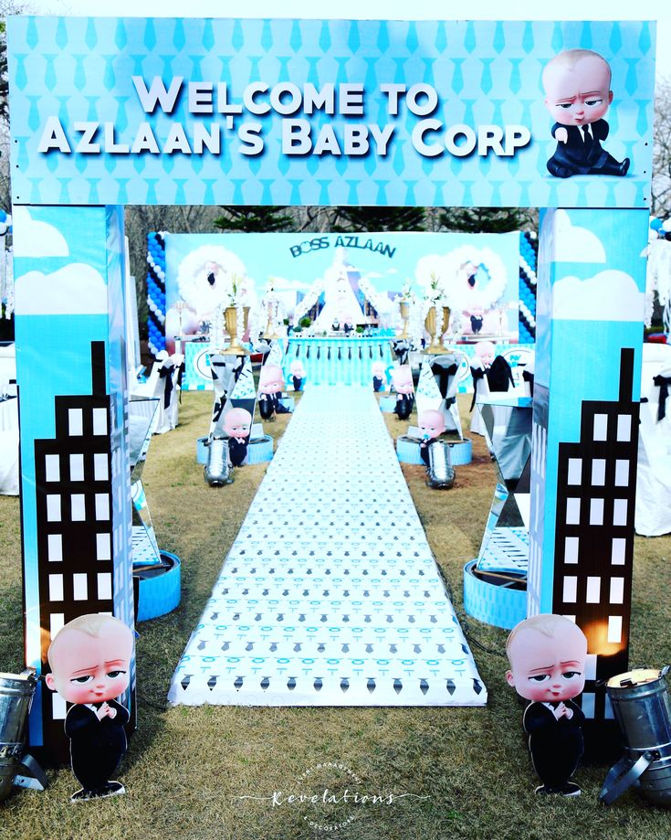 a welcome sign to the atlanta baby corp in front of an entrance with two babies on it