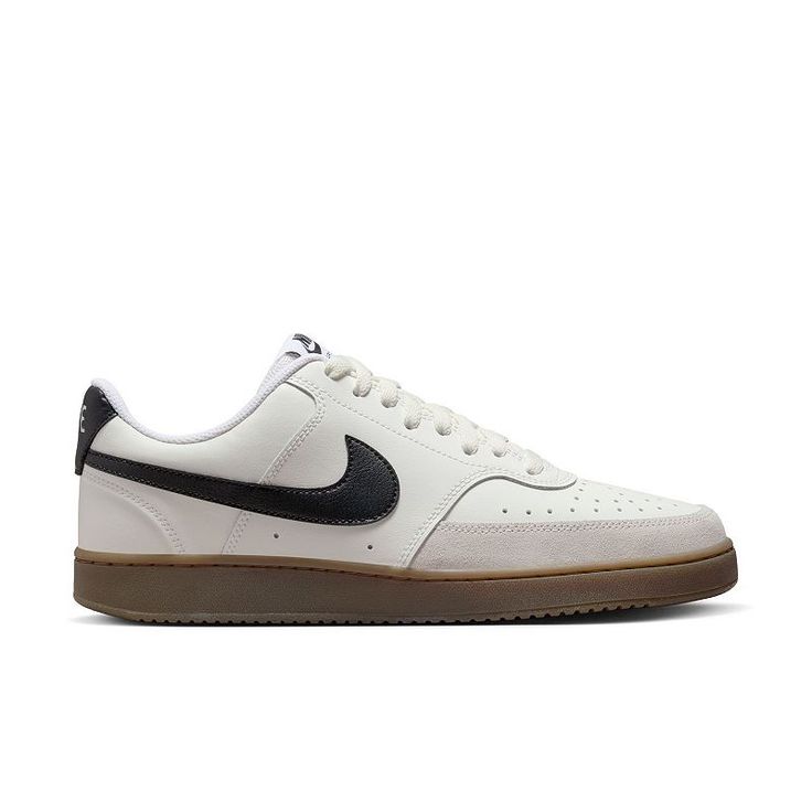 Nike Casual Shoes, Casual White Sneakers, Nike Court Vision Low, Minimalist Sneakers, Basketball Style, Nike Court Vision, Retro Basketball, Business Casual Shoes, Court Vision