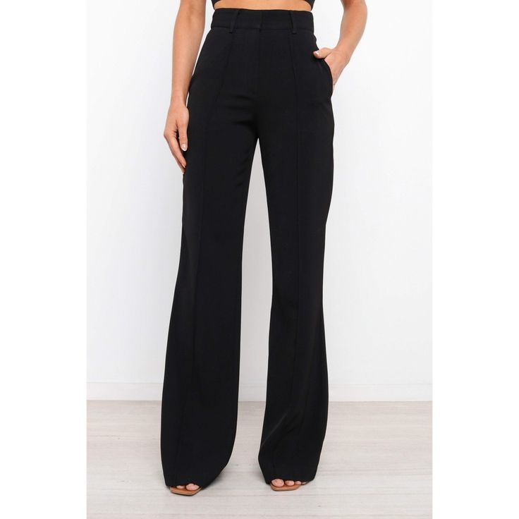 The Burland Pant is our high waisted, wide leg style that's perfect for any occasion! Featuring functional side pockets, belt loops and seam detailing, this pant is stylish and comfortable. Fully lined for a smooth fit, the Burland Pant is sure to become your new favorite. Business Casual Goth Dress Pants, Elevated Business Casual Women, Black Work Pants Women, Business Professional Outfits Black, Black Dress Pant Outfit, Waitress Outfit Restaurants, Black Dress Pants Outfit For Work, Petite Hourglass Figure Outfits, Black Slacks Outfit Casual