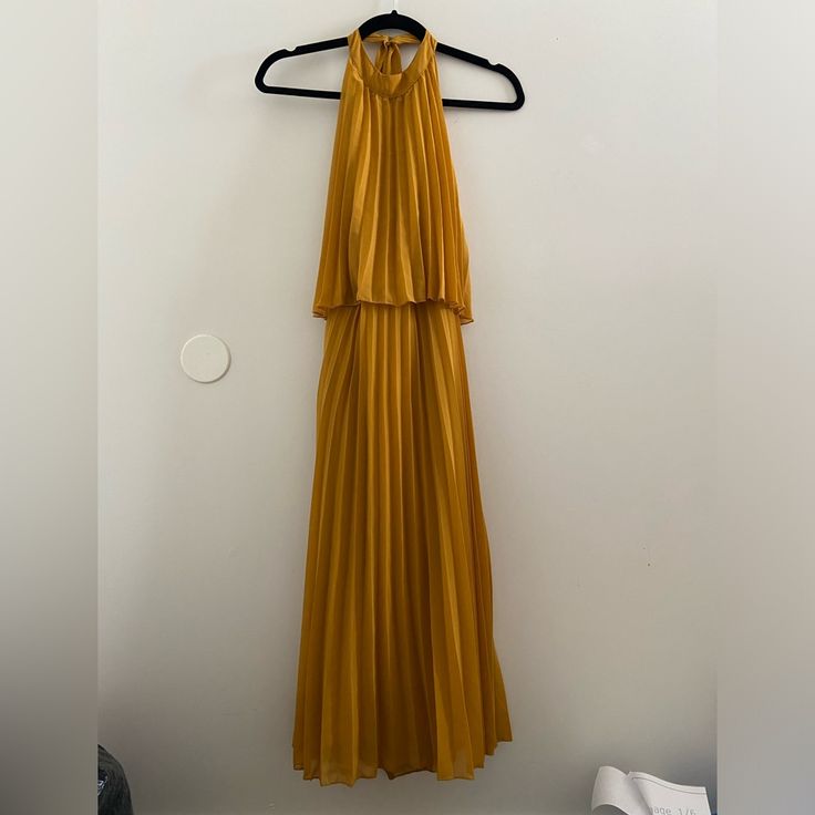 Beautiful Dress, New With Tag. Size 6 And Is Part Of Asos Tall Line So Perfect For Tall Girlies. Purchased For A Wedding But Ended Up Wearing Another Dress Instead. A-line Pleated Dress For Wedding Guest, Dressy Pleated Wedding Dress, Flowy Gold Dress For Party, Gold Flowy Dress For Party, Gold Flowy Party Dress, Yellow A-line Dress For Date Night, Yellow Fitted Dress For Wedding Guest, Fitted Maxi Length Pleated Wedding Dress, Yellow Midi-length Wedding Dress