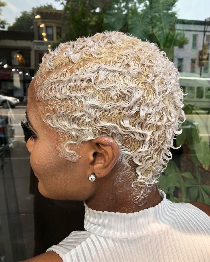 Blonde Fingerwaves Black Women, Short Blonde Hair Black Women, Finger Waves Short Hair, Finger Wave Hair, Short Shaved Hairstyles, Natural Hair Cuts, Natural Hair Short Cuts, Short Hair Black, Finger Waves