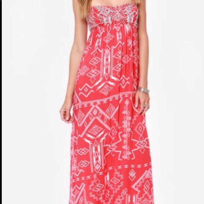 Nwt- Billabong Maxi From Lulu’s Size S Casual Red Holiday Maxi Dress, Casual Red Maxi Dress For Holiday, Billabong Dress, Billabong, Lily Pulitzer Dress, Fast Delivery, Maxi Dress, Womens Dresses, Red