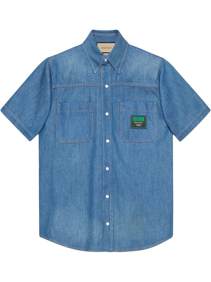 blue cotton contrast stitching logo patch at the chest classic collar front press-stud fastening short sleeves two chest patch pockets curved hem Gucci Shirts Men, Gucci T Shirt Mens, Short Sleeve Denim Shirt, Stitching Logo, Gucci T Shirt, Denim Shirt Men, Gucci Logo, Denim Design, Cotton Logo