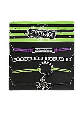 Beetlejuice Gifts, Jewelry For Guys, Beetlejuice Fan Art, Goth Costume, Beetlejuice Movie, Fandom Jewelry, Beetlejuice Halloween, Hot Topic Jewelry, Jewelry Goth