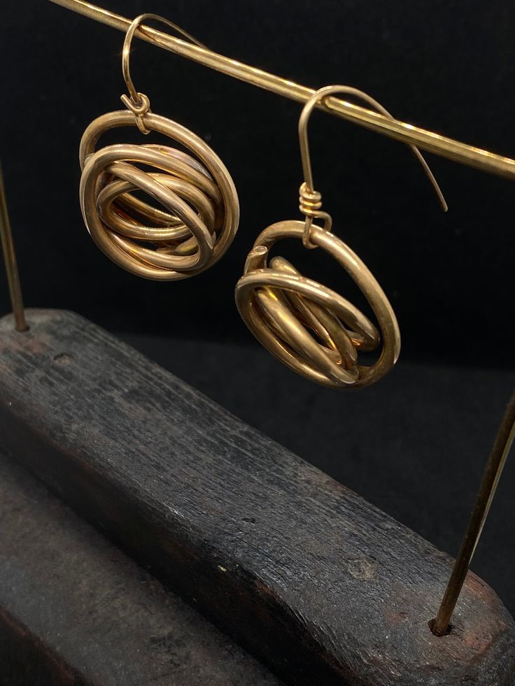 Unique piece belonging to Furio Agiman's bronze jewelry collection.
 weight about 10 gr. each
 shipping within a few days Scarf Rings, Bronze Earrings, Artist Blog, Bronze Jewelry, Sculpture Painting, Arte Inspo, Scarf Jewelry, Earring Sale, Ceramic Sculpture