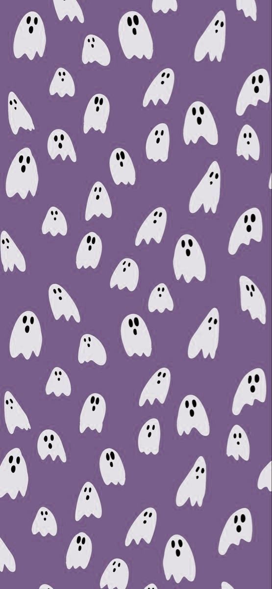 cute halloween patterns Aesthetic Wallpaper Halloween Cute, Lilac Halloween Wallpaper, Purple Halloween Phone Wallpaper, Background Images Halloween, Fall Wallpaper Aesthetic Purple, Cute Halloween Screen Savers, Cool Halloween Backgrounds, Cute Halloween Backgrounds Wallpapers Aesthetic, Purple Fall Background