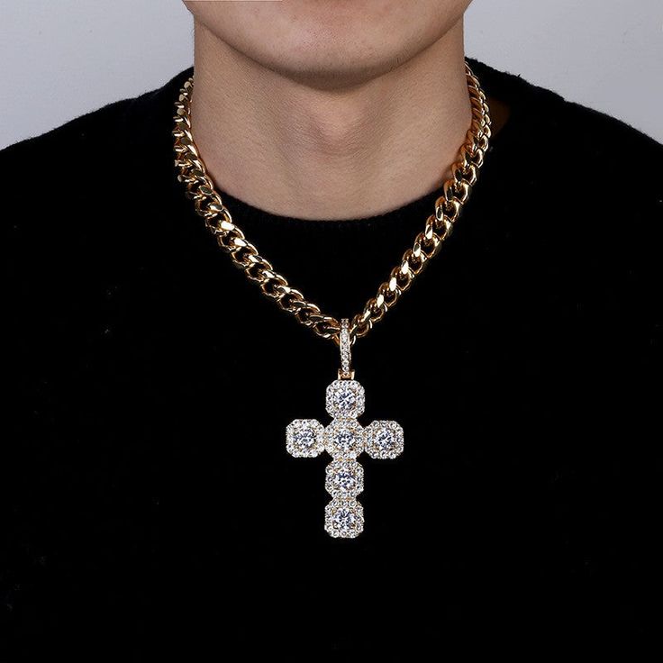 Introducing the Frostbite™. Crafted in 10K gold, this crucifix-style cross pendant emits divine radiance. Its halo design is sure to make you shine. Diamond Cross Necklace Gold, Buckle Necklace, Big Cross, Diamond Cross Necklaces, Halo Design, Large Jewelry, Necklace For Men, Hip Hop Jewelry, Cross Pendant Necklace