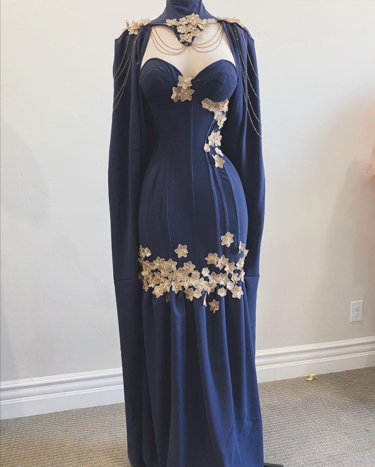 Yule Ball Dress Ravenclaw, Ravenclaw Yule Ball Dresses, Ravenclaw Yule Ball Gowns, Genshin Dress, Masquerade Costume Ideas, Ravenclaw Dress, Ravenclaw Yule Ball, Kimberly Core, Gryffindor Dress