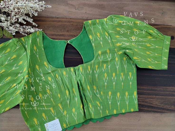 Cotton Blouse Pattern, Pattern Blouses, Easy Rangoli Designs Videos, Blouse Sari, Model Blouse, Cotton Blouse Design, Basic Blouse, Diy Drawing, Latest Blouse Designs Pattern