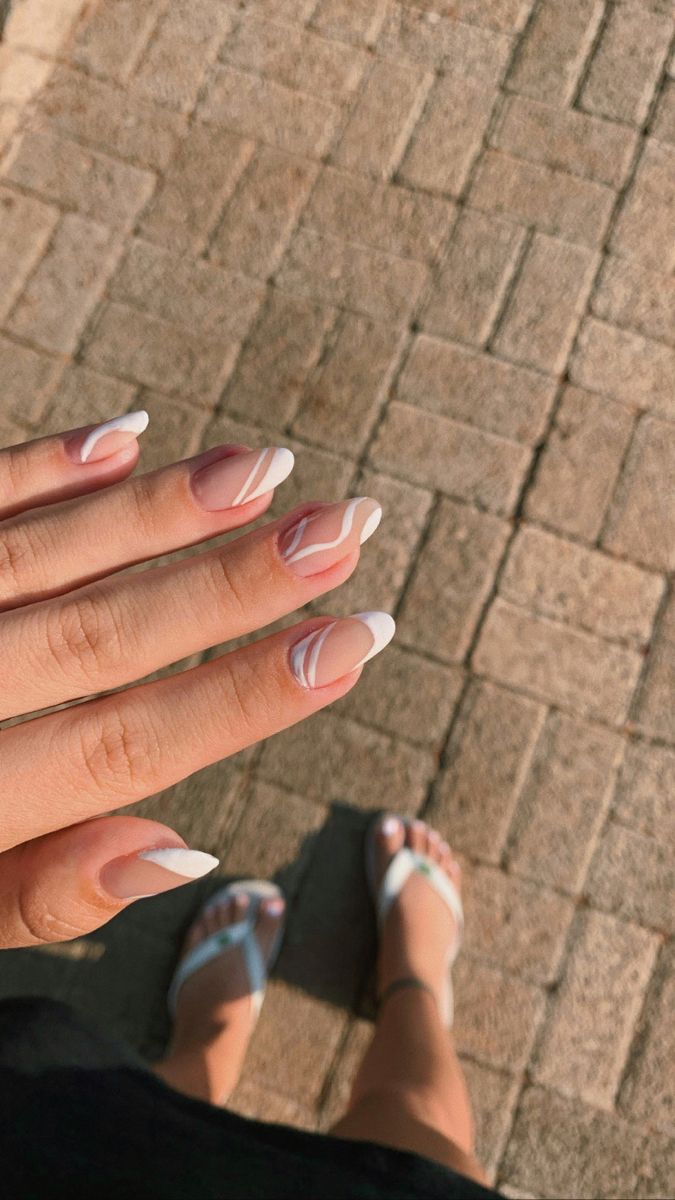 Lilac Nails, Cute Summer Nails, Casual Nails, Classy Acrylic Nails, Almond Acrylic Nails, Soft Nails, Acrylic Nails Coffin Short, Neutral Nails, Homecoming Nails