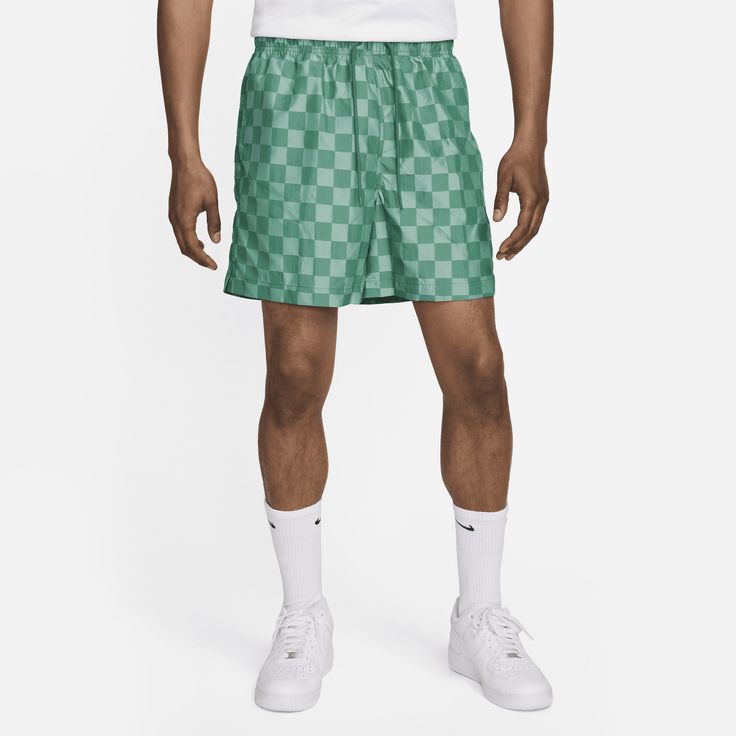 Lightweight and breezy, these unlined Flow shorts from our Nike Club collection are built for all your warm-weather activities. The relaxed, above-the-knee fit makes them easy to style, so pull them on with a tee or hoodie and make your move. Green Swim Trunks For Spring, Green Swim Trunks For Spring Outdoor Activities, Green Swim Trunks For Outdoor Spring Activities, Relaxed Fit Swim Trunks For Outdoor Spring Use, Nike Swim Trunks For Summer, Nike Casual Bottoms For Outdoor, Nike Casual Relaxed Fit Shorts, Nike Relaxed Fit Athletic Shorts For Spring, Green Athletic Shorts With Elastic Waistband For Leisure