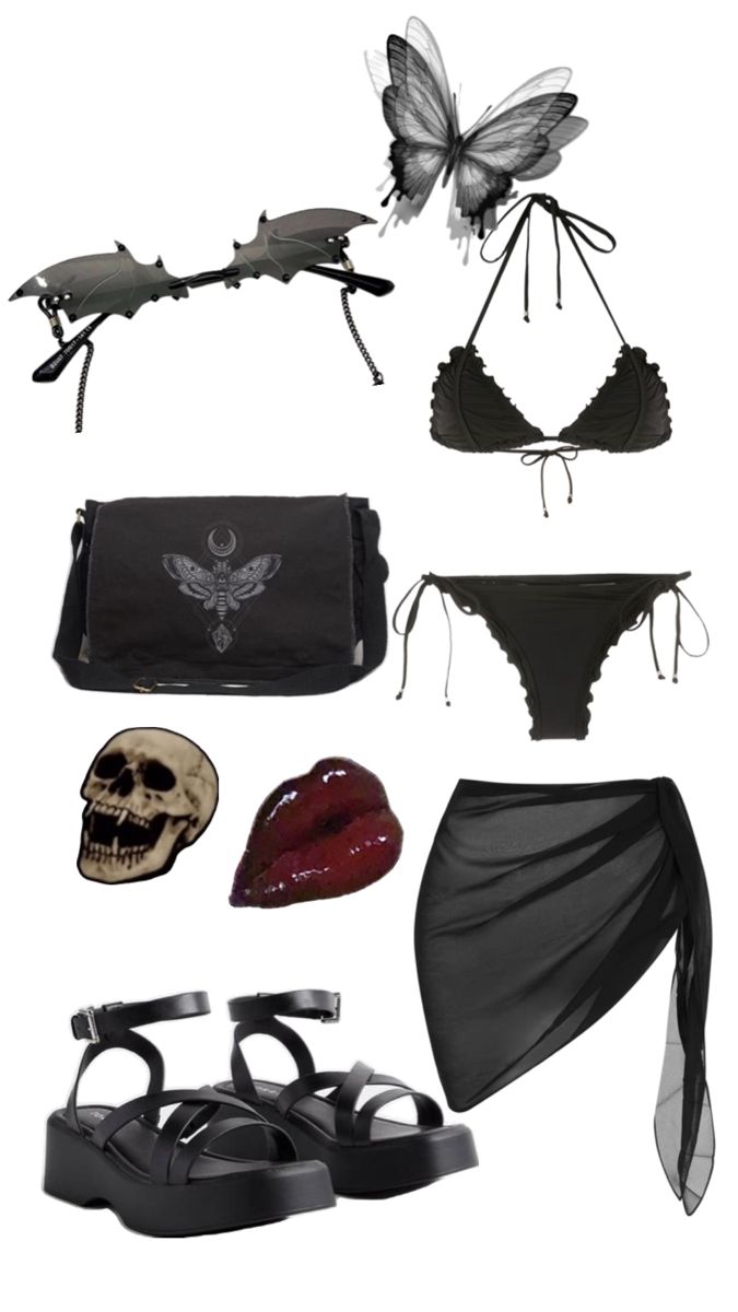 Monster High Closet, Goth Beach, Beach Aesthetic Outfits, Beach Goth, Im Delulu, Goth Outfit Ideas, Vampire Clothes, Vampire Witch, Outfit Grunge