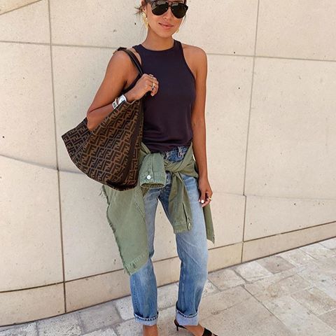 @lesfutiles 1 or 2 Sincerely Jules Style, Edgy Fashion Chic, Julie Sarinana, Casual Meeting, Sincerely Jules, Boho Chic Outfits, High Fashion Street Style, Casual Fall Outfits, Home Fashion