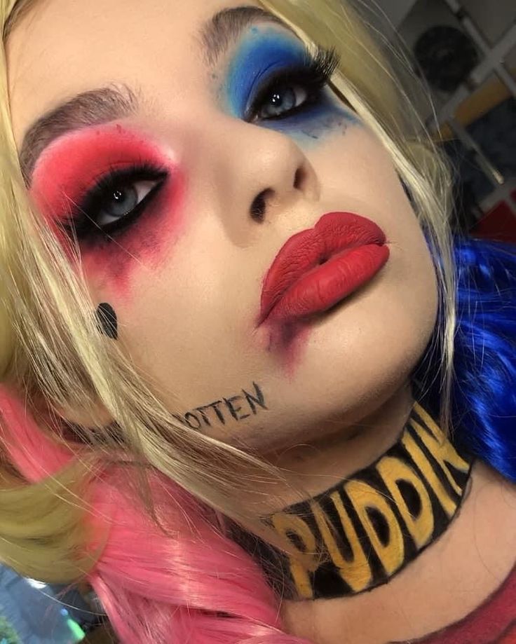 Harley Quin Makeup Ideas, Harley Quin Make Up, Harley Quinn Makeup Looks, Harly Quinn Makeup Looks, Harley Quinn Eye Makeup, Make Up For Halloween Ideas, Harely Quinn Makeup, Joker And Harley Quinn Makeup, Trucco Hallowen