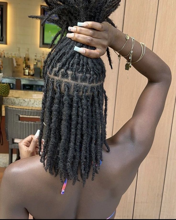 Dreads Girl, Short Locs Hairstyles, Dreadlock Style, Dreadlock Styles, Dyed Hair Inspiration, Protective Hairstyles Braids, Hairdos For Curly Hair, Pretty Braided Hairstyles, Dread Hairstyles