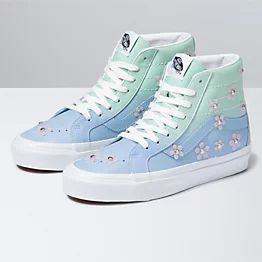 Cute Vans, Vans Store, High Top Vans, Popular Shoes, Cute Sneakers, Vans Shop, Vans High Top Sneaker, Vans Sk8, Womens Vans