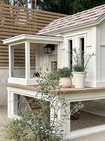 Bay Area Coops | Limited Edition Bunny Home - "Pacific Farmhouse- Run Base" Luxury Dog Room, Bunny House Ideas, Ferret Enclosure, Classic White Farmhouse, Bunny Sheds, Bunny Pen, Rabbit Shed, Suburban Backyard, Rabbit Hutch Indoor