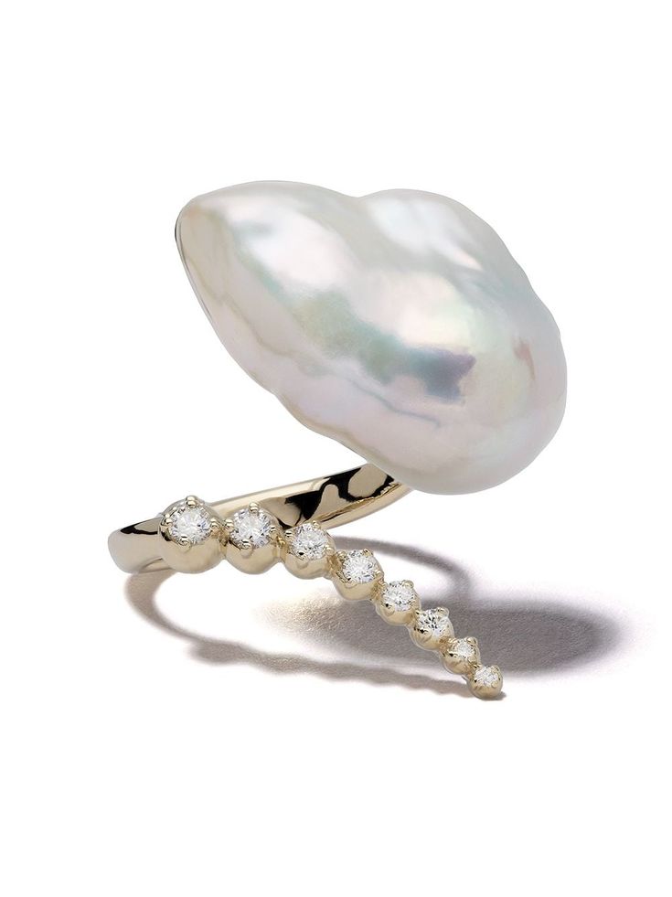 Baroque Pearl Ring, Pearl Jewellery Designs, Ring Pearl Modern, Diamond And Pearl Ring, Pearl Ring Gold, Pearl Diamond Ring, Curved Ring, Pearl Embellishment, Pearl Jewelry Design