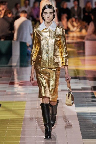 Prada Spring 2020 Ready-to-Wear collection, runway looks, beauty, models, and reviews. Prada 2020, Prada Spring, Stockholm Street Style, Vogue Germany, Milan Fashion Weeks, Street Style Paris, Fashion Show Collection, Marchesa, Fashion 2020