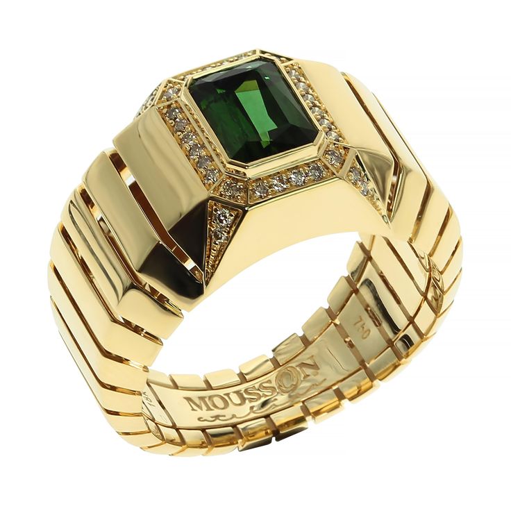 18 Karat Yellow Gold Tourmaline Brown Diamond Male Ring 1,82 carat Tourmaline and Brown Diamond Male Ring. Bold and Masculine design 13x13x27.3 mm 11.54 gm US Size 10 1/4 EU Size 62 1/8 can be done in any size (lead time 3 week) Male Ring Design For Men, Male Rings, Yellow Gold Stacking Rings, Rock Nature, Latest Jewellery Designs, Male Ring, Mens Ring Designs, Unique Ring Designs, Couple Ring Design