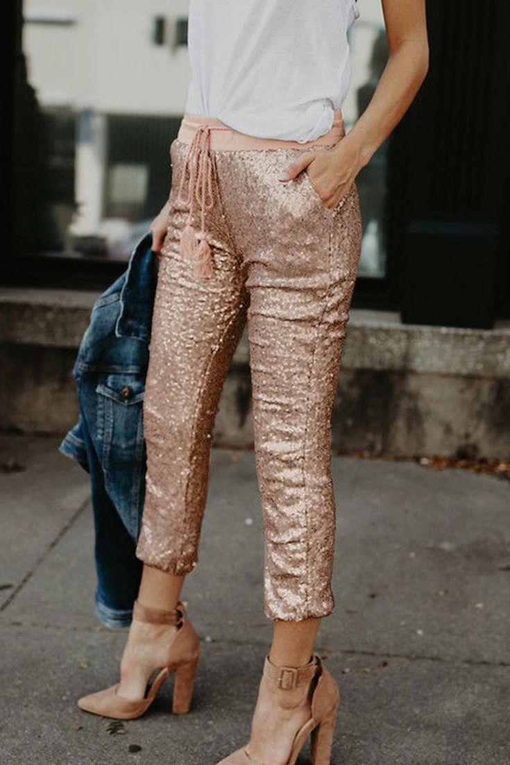 Sequined Tassel Trousers Dinner Outfits Ideas, Diy Sequin, Boho Bottoms, Night To Shine, Wedding Pants, Glitter Leggings, Sequin Pants, Street Outfits, Pumped Up Kicks