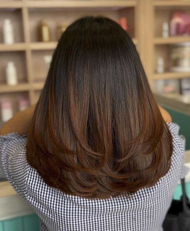 Haircut Designs Girl, Hair Colour On Tips Of Hair, Black Hair Colours, Long Layers On Short Length Hair, Deep U Shape Haircut, Lower Hair Color, Lower Layer Haircut, Long U Haircut, Low Maintenance Hair Color For Brunettes