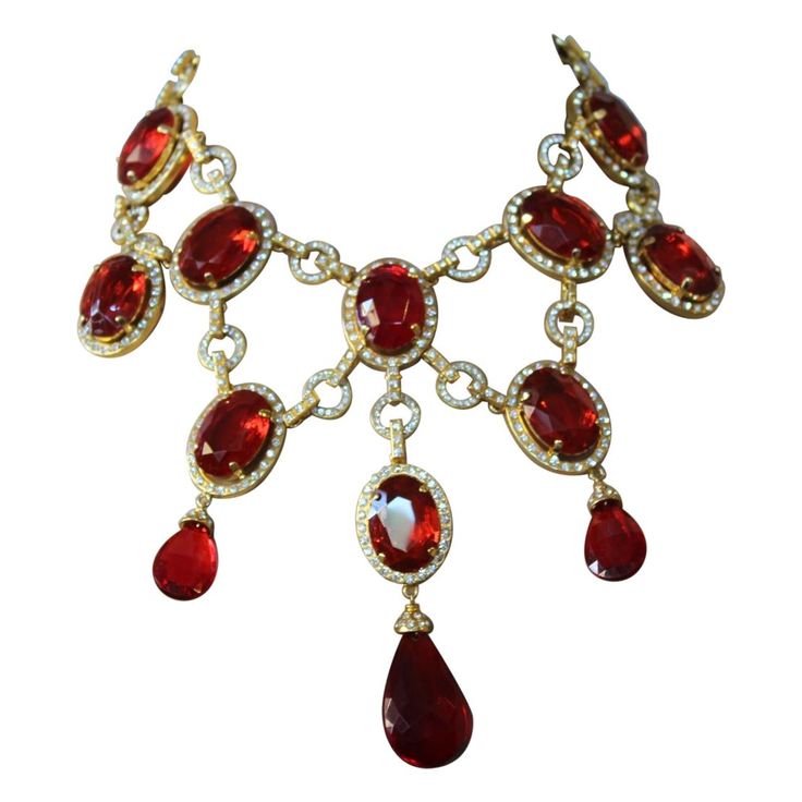 Fantastic masterpiece by Carlo Zini One of the world greatest bijoux designers Ruby like ovl cut crystals on golden brass (18KT) base Non allergenic Swarovsky crystals 100% artisanal work Made in Milano Worldwide express shipping included in the price ! Ruby Choker, Character Clothing, Red Carpet Look, Jeweled Earrings, Fun Jewelry, Jewelry Boards, Fancy Jewellery, Couture Vintage, Old Jewelry