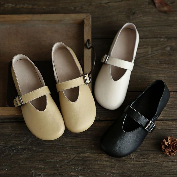 Handmade Women'S Calf Leather Mary Jane Shoes Round Toe Soft Sole Buckle Slip On Black/Beige/Faint Yellow Leather Mary Jane Shoes, Oxford Boots, Round Toe Pumps, Jane Shoes, Leather Mary Janes, Leather Shoes Woman, Western Cowboy Boots, Perfect Shoes, Mary Jane Shoes