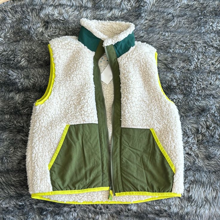 Crewcuts L Boys Sherpa Vest Nwt Sherpa Vest, Kids Jacket, Kids Shop, Green, White, Color