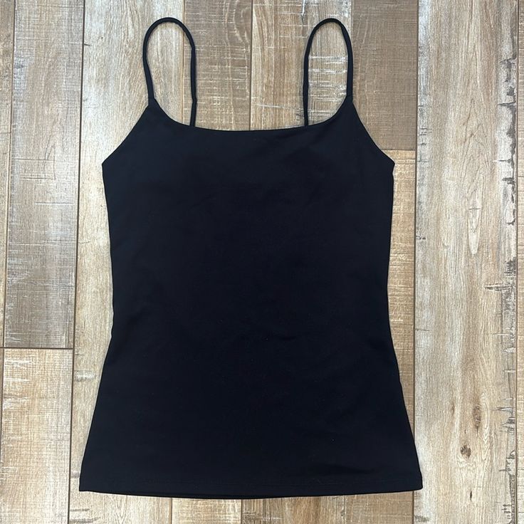 Never Worn No Flaws Adjustable Straps Black Cotton Tops With Built-in Bra, Basic Black Everyday Camisole, Black Fitted Camisole Casual Style, Black Fitted Casual Camisole, Fitted Black Casual Camisole, Casual Black Fitted Camisole, Black Fitted Cotton Camisole, Black Stretch Camisole Casual Style, Black Cami Top For Workout