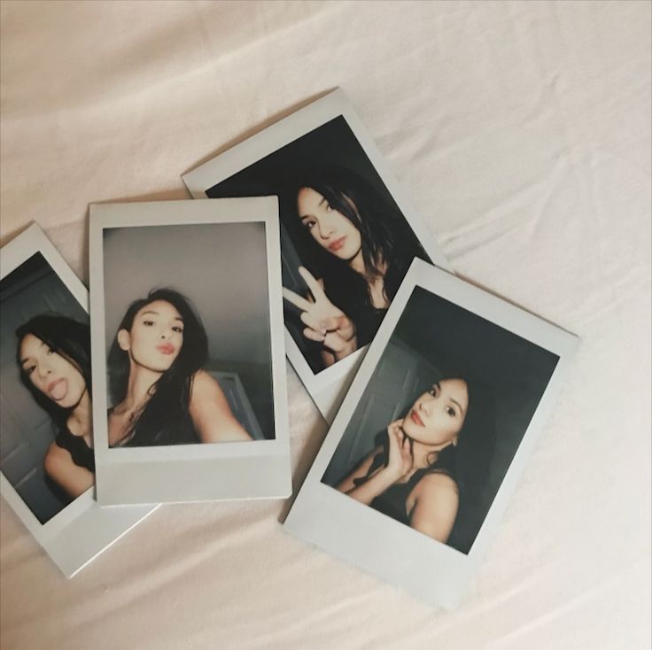 Selfie Polaroid Ideas, Cute Polaroid Selfie Ideas, Polaroid Pictures Selfies, Selfie Polaroid, Polaroid Ideas Poses Alone, Polaroid Selfie Ideas, Polaroid Selfie, Vintage Photo Editing, Polaroid Photography