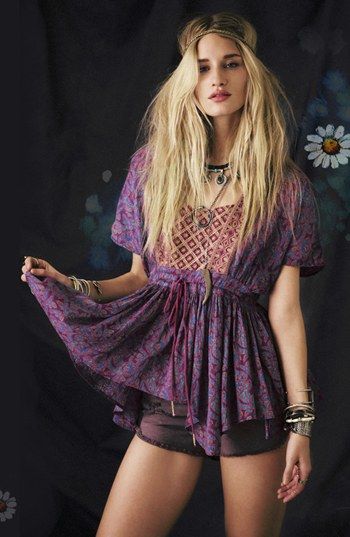 Look Hippie Chic, Estilo Hippy, Mode Hippie, Estilo Hippie, Mode Boho, Styl Boho, Hippie Chic, Bohemian Chic, Short Shorts