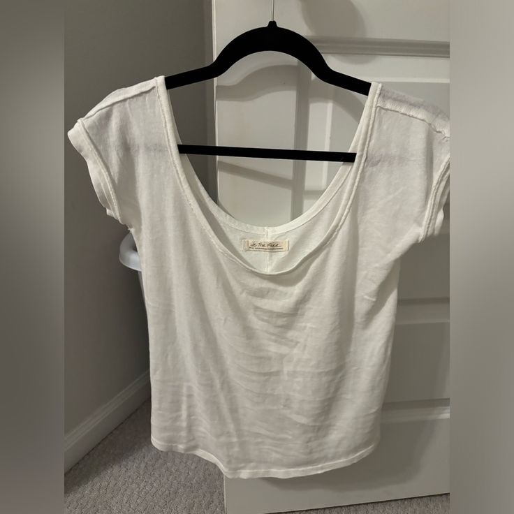 Cute White Top!! Never Worn Before! Casual Cotton Tops For Daytime, Simple Scoop Neck Tops For Summer, White Cotton Scoop Neck Top, Casual White Scoop Neck Top, Basic White Tops For Day Out, White Cotton Tops For Daytime, White Scoop Neck Top For Everyday, Daytime Relaxed Fit Short Sleeve Tops, Casual Short Sleeve Tops For Daytime