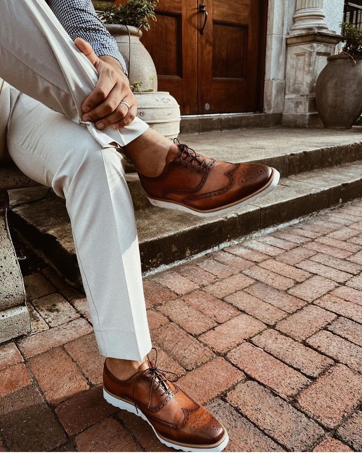 @mralbiter in THE WESTON. Cognac Shoes, Square Toe Shoes, Wood Shoes, Love Us, Shoe Tree, Dress Shoe, Shoes With Jeans, Mens Oxfords, Cognac