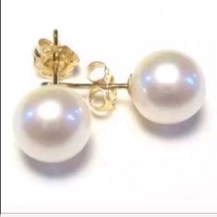 14k Solid Gold Stud Pearl Earrings / Pushback/ 12mm Sizes Available From 4mm Trough 12mm Please Ask For Pearl Size You Need Gold Earring Studs, Pearl Tops, Japanese Pearls, White Gold Stud Earrings, Pearl Top, White Gold Earring, White Gold Earrings Studs, Yellow Gold Earrings, Fancy Blouse