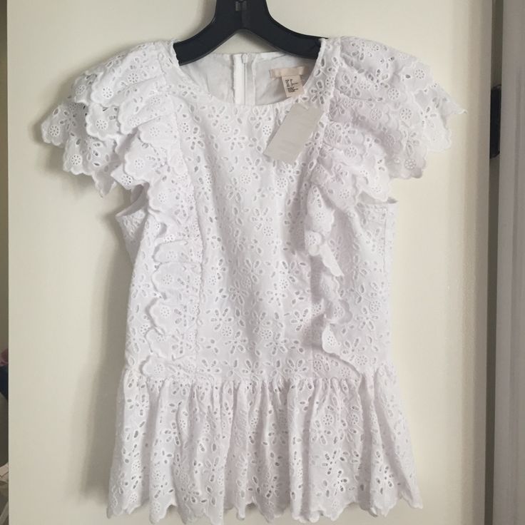 Beautiful White Ruffle Eyelet Top. Nwt Fitted Ruffle Blouse From H&m, Fitted Ruffled Blouse By H&m, H&m Ruffled Blouse, Fitted Ruffle Blouse H&m, H&m Ruffled Blouse For Spring, Elegant Ruffled Top From H&m, Eyelet Top, Ruffle Top, H&m