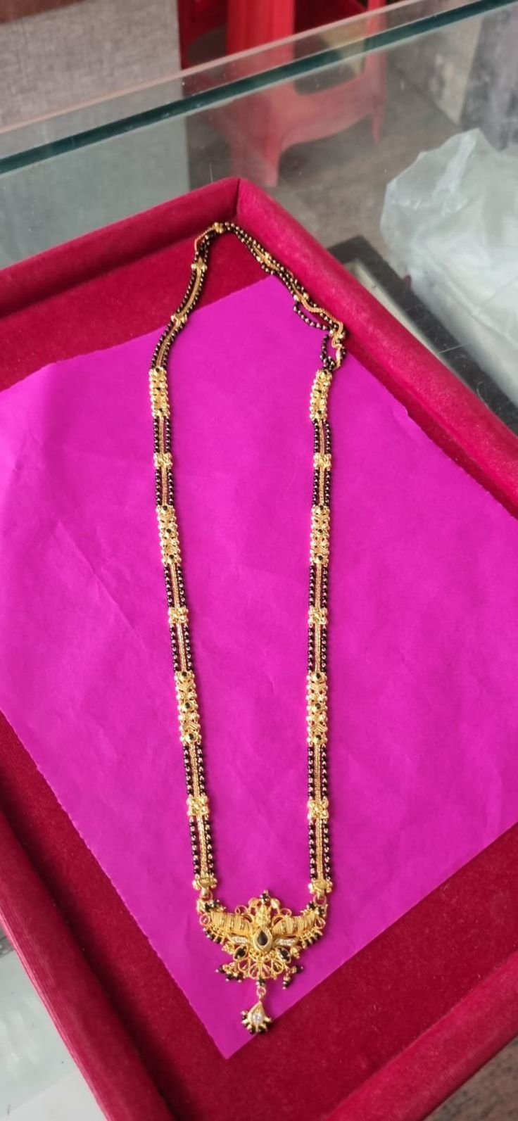 Nallapusala Chain Design Gold, Nallapusala Chain Design, Long Black Beads Chain Indian Gold, Long Nallapusalu Designs Gold Latest, Gold Nallapusalu Designs, Nalla Pusalu Designs Latest Long, Black Beads Long Chain Designs, Mangalsutra Chain Designs Gold Long, Long Black Beads Mangalsutra Designs