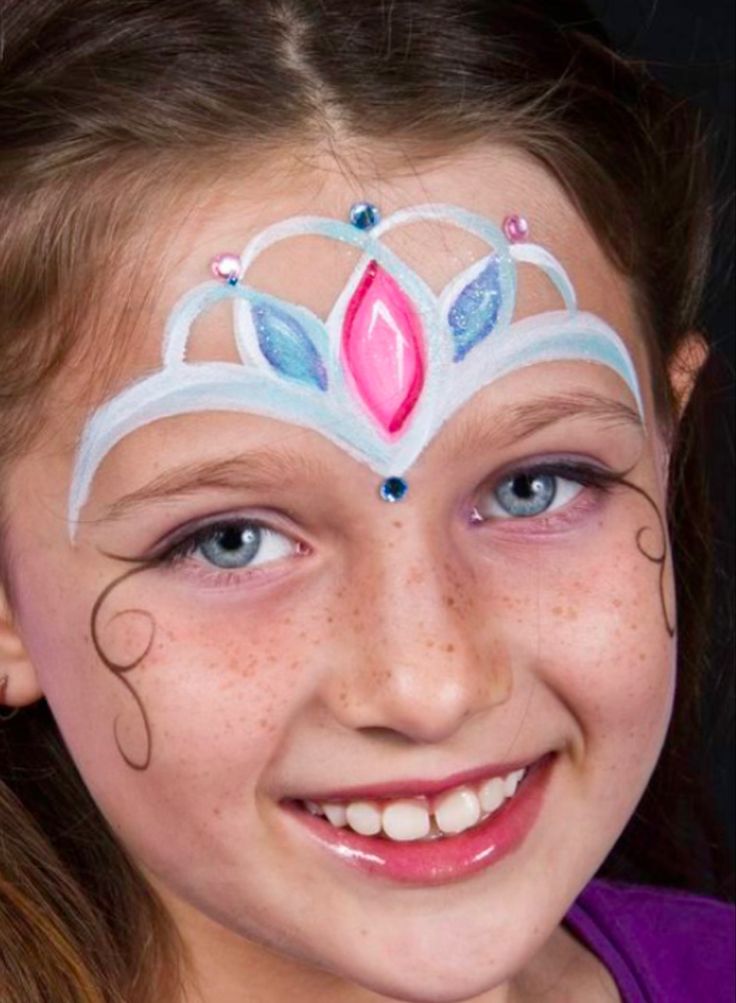 Girly Easy Face Paint, Princess Crown Face Paint Easy, Face Crayons Ideas, Easy Princess Face Paint, Face Paints Easy, Face Paint Ideas For Kids Easy, Children’s Face Paint, Simple Facepainting Ideas Easy For Kids, Knight Face Paint